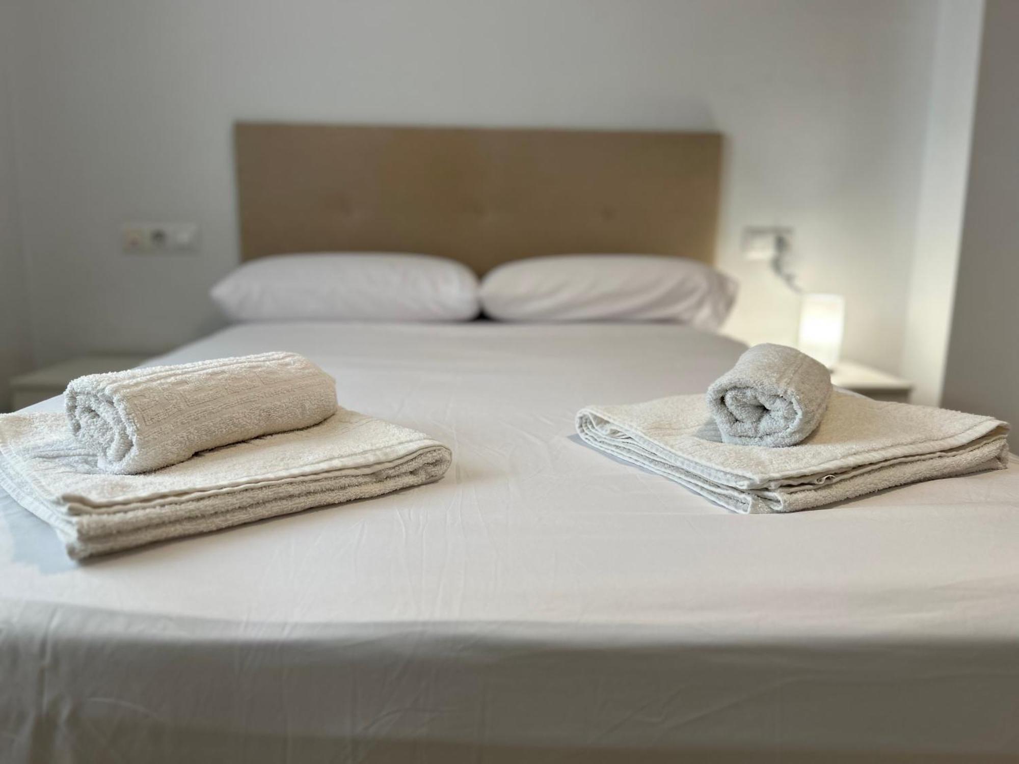 Garden Teatinos, Apartamento Con Piscina Y Ac Малага Екстериор снимка