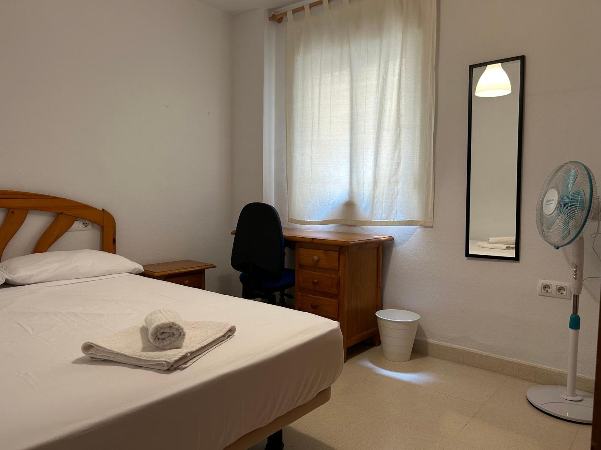 Garden Teatinos, Apartamento Con Piscina Y Ac Малага Екстериор снимка